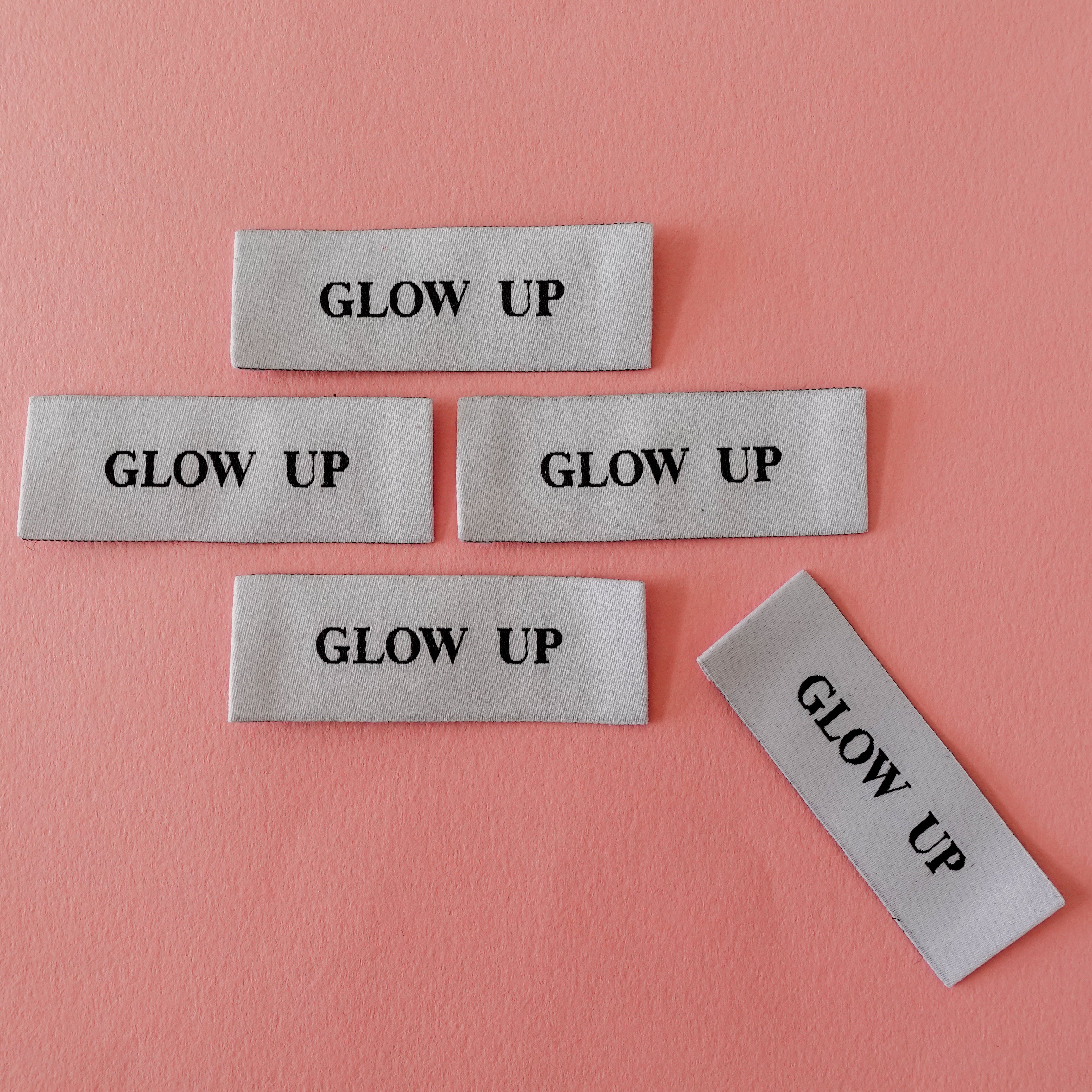 Etiquettes tissées  - Glow Up (lot de 5)